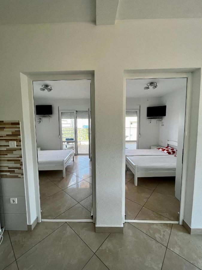 Apartments Apartmani Bojana Utjeha Bagian luar foto