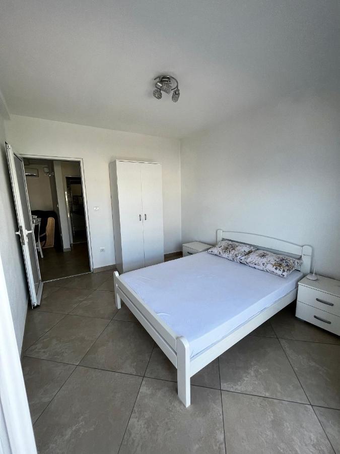 Apartments Apartmani Bojana Utjeha Bagian luar foto