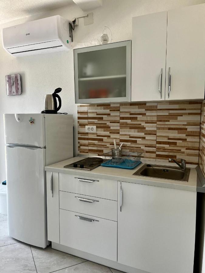 Apartments Apartmani Bojana Utjeha Bagian luar foto