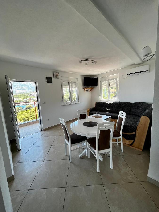 Apartments Apartmani Bojana Utjeha Bagian luar foto