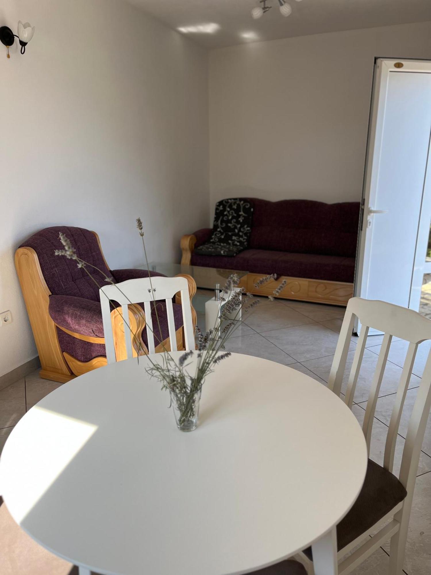 Apartments Apartmani Bojana Utjeha Bagian luar foto